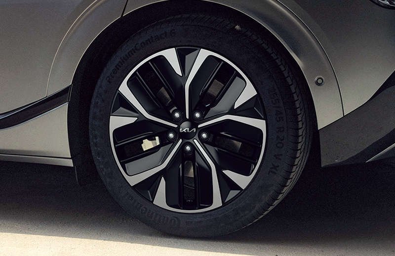 R19-48.74 cm(19") Alloy Wheels